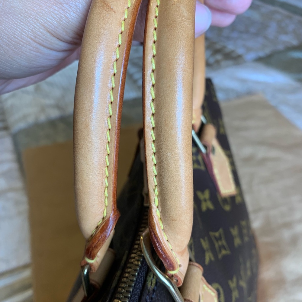 Authentic Louis Vuitton Alma Pm - Picture 5 of 8